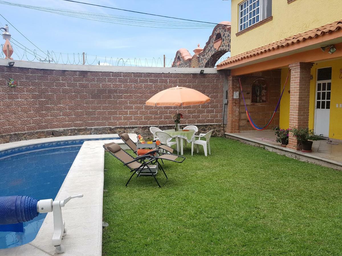 Casa Los Peregrina Cuernavaca Exterior foto